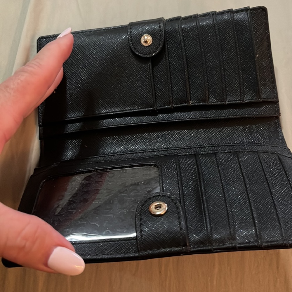 Kate Spade Wallet - Picture 5 of 5